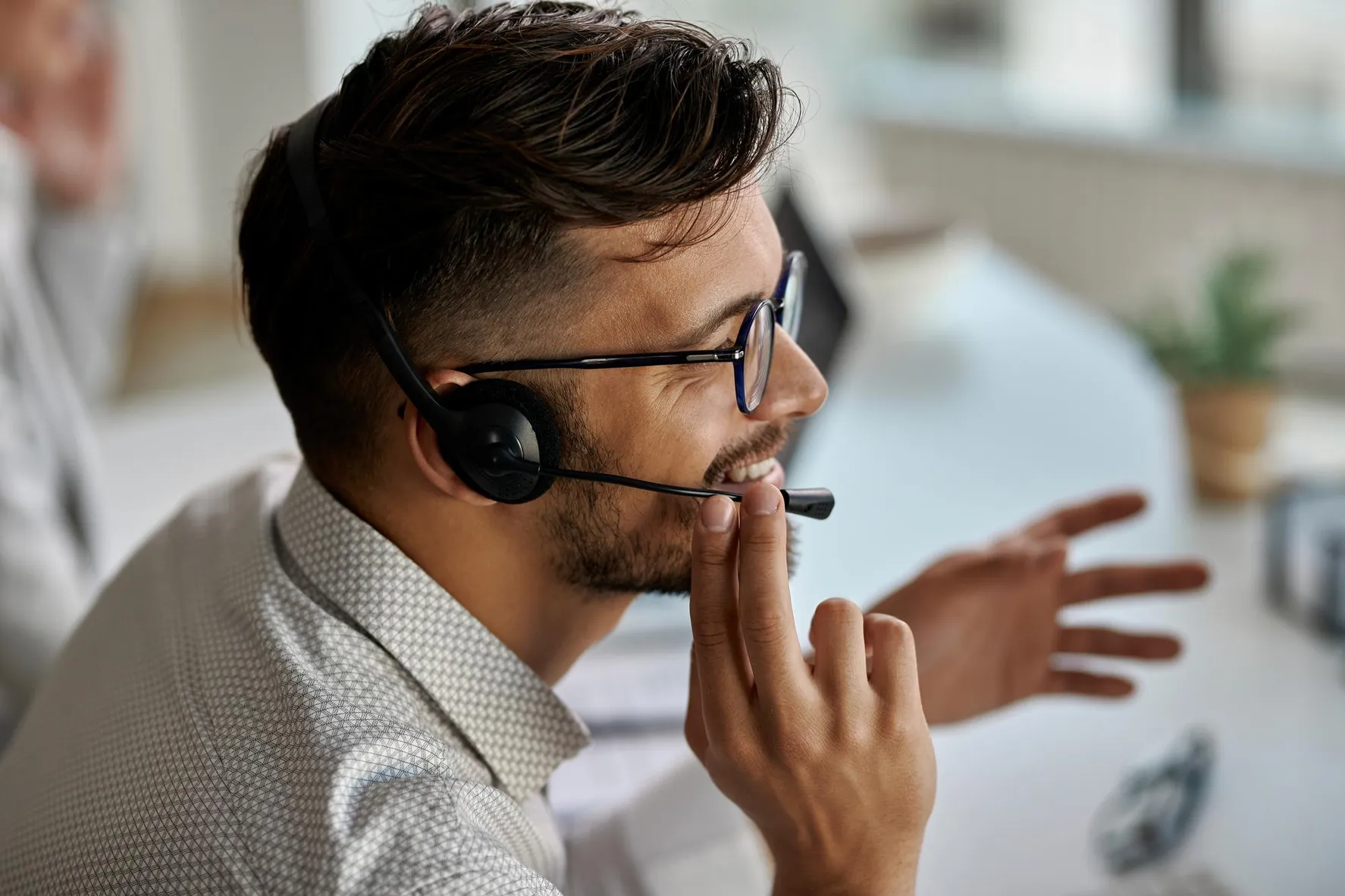 Career preparation: practice interviews and improve your answers